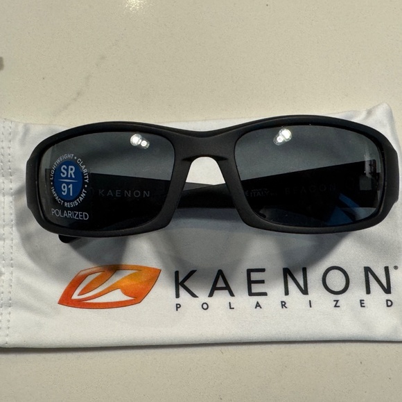Kaenon Beacon Unisex Sunglasses - Picture 1 of 4